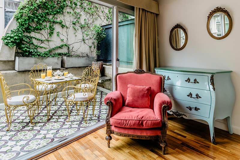 Apart Hotel Buenos Aires Balcony Sofa Table Chairs Mirror Wardrobe